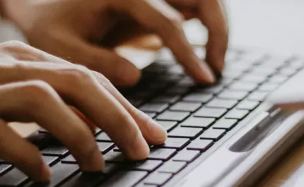 Cibersegurança: Inteligência Artificial identifica senhas a partir dos sons do seu teclado